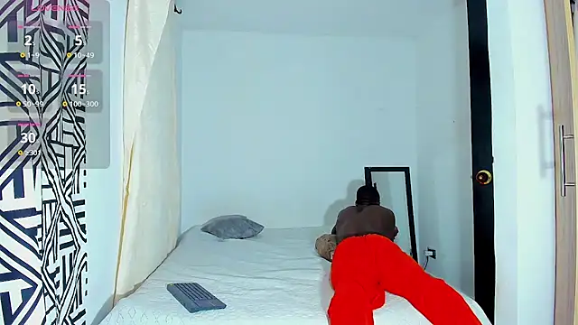 Snapshot of edwin_mosquera1 chatting on 10.04.25 edwin mosquera1 online show from 10.04.25