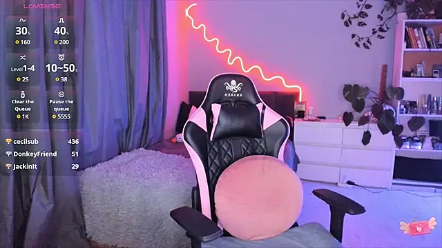 ami amour  online show from 02.20.25