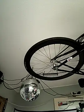 pillepallex84x online show from 12.22.25