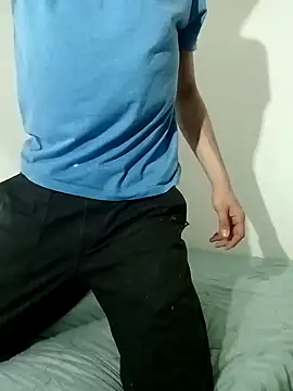 Snapshot of gorkamacbew chatting on 01.03.25 gorkamacbew online show from 01.03.25