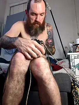 Snapshot of lit702 chatting on 10.27.25 lit702 online show from 10.27.25