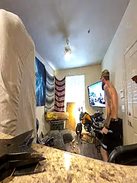 Snapshot of lit702 chatting on 10.29.25 lit702 online show from 10.29.25