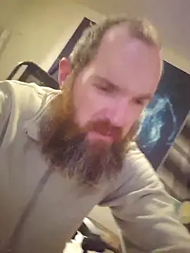 Snapshot of lit702 chatting on 11.12.25 lit702 online show from 11.12.25