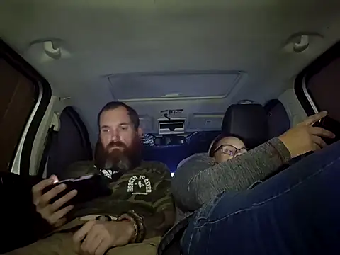 Snapshot of lit702 chatting on 11.16.25 lit702 online show from 11.16.25