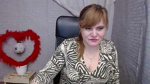 DaniellaKiss online show from 01.28.25