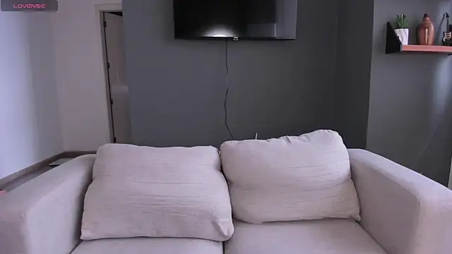 jessica tenderly online show from 12.17.25