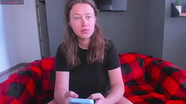 Snapshot of jessica_tenderly chatting on 12.20.25 jessica tenderly online show from 12.20.25