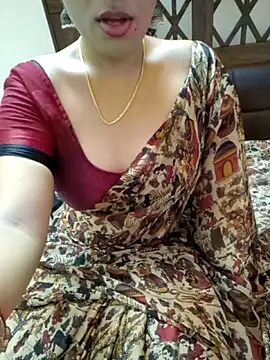 Snapshot of Roja-Telugu777 chatting on 10.10.25 Roja-Telugu777 online show from 10.10.25