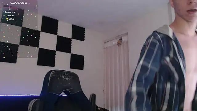 bryamado69 online show from 11.13.25