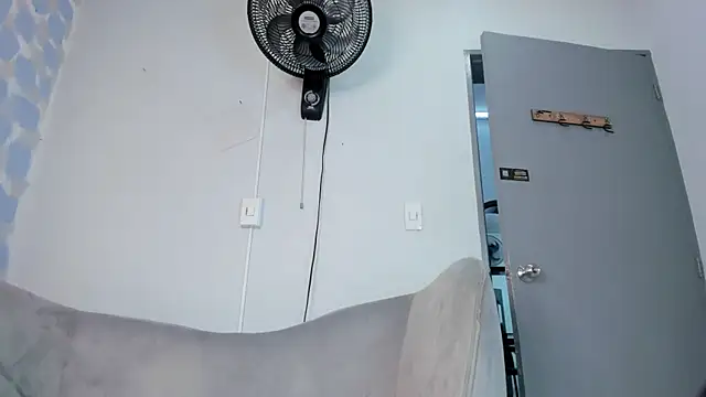 sarita rouzze online show from 02.10.25