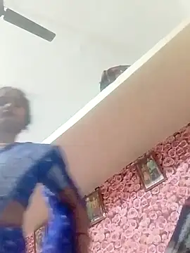 Snapshot of annaya_sweet chatting on 02.15.26 annaya sweet online show from 02.15.26