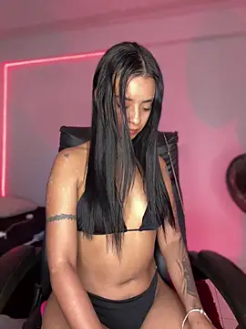 Laura fernandezII online show from 09.30.25