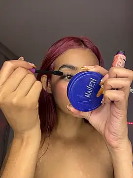 Laura fernandezII online show from 01.14.26