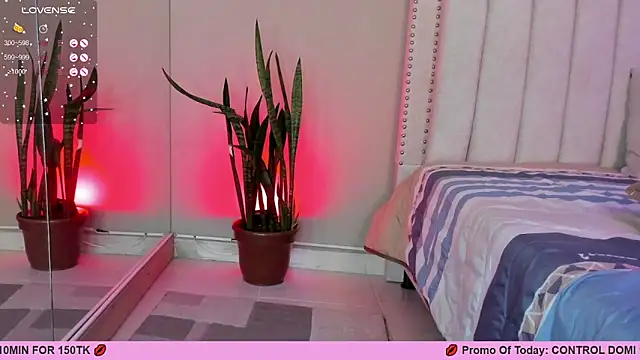 LenaRuiz  online show from 02.27.25