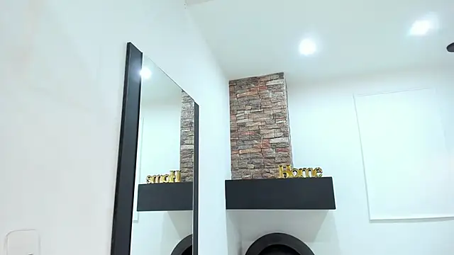 LenaRuiz  online show from 10.12.25