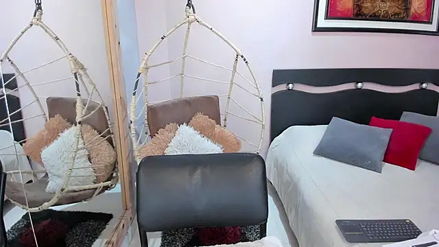 LenaRuiz  online show from 02.18.26