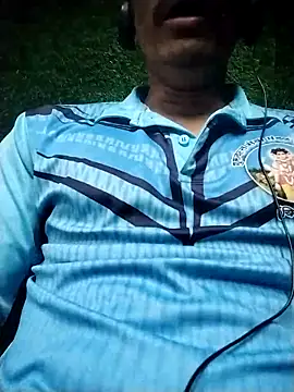 Snapshot of vicky0805 chatting on 12.15.25 vicky0805 online show from 12.15.25