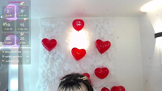 Snapshot of _sharlotte777 chatting on 02.14.25 sharlotte777 online show from 02.14.25