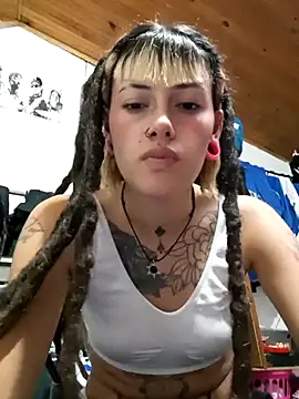 Snapshot of _sharlotte777 chatting on 03.11.25 sharlotte777 online show from 03.11.25