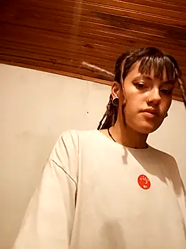 Snapshot of _sharlotte777 chatting on 03.19.25 sharlotte777 online show from 03.19.25