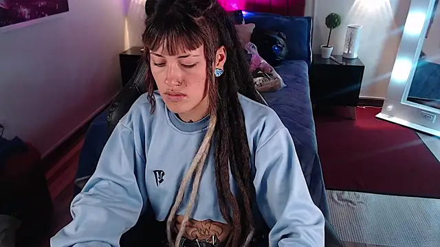 Snapshot of _sharlotte777 chatting on 03.22.25 sharlotte777 online show from 03.22.25