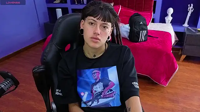 Snapshot of _sharlotte777 chatting on 09.16.25 sharlotte777 online show from 09.16.25