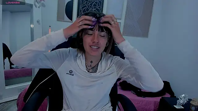 Snapshot of _sharlotte777 chatting on 09.25.25 sharlotte777 online show from 09.25.25