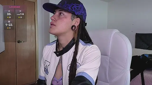 Snapshot of _sharlotte777 chatting on 11.07.25 sharlotte777 online show from 11.07.25