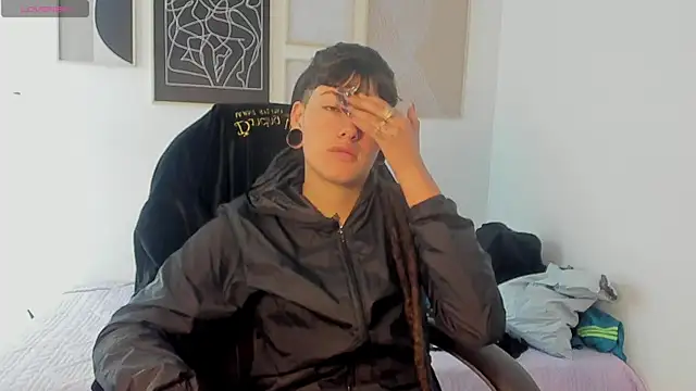 Snapshot of _sharlotte777 chatting on 11.28.25 sharlotte777 online show from 11.28.25