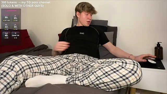 Snapshot of vlad_ggvldd chatting on 03.04.26 vlad ggvldd online show from 03.04.26