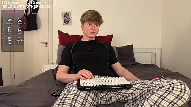 Snapshot of vlad_ggvldd chatting on 03.08.26 vlad ggvldd online show from 03.08.26