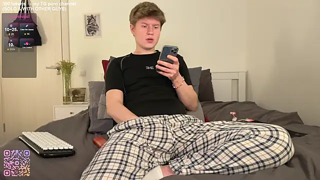 Snapshot of vlad_ggvldd chatting on 03.16.26 vlad ggvldd online show from 03.16.26