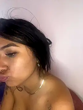 Snapshot of Miaa_coopeer chatting on 09.17.25 Miaa coopeer online show from 09.17.25