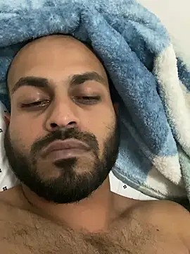 Snapshot of islandvybee55 chatting on 12.29.24 islandvybee55 online show from 12.29.24