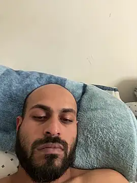 Snapshot of islandvybee55 chatting on 01.31.25 islandvybee55 online show from 01.31.25