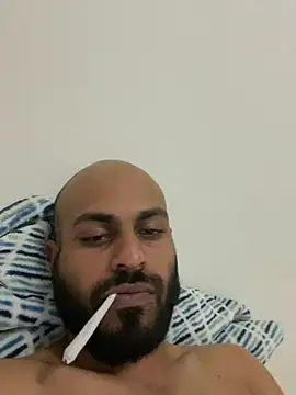 Snapshot of islandvybee55 chatting on 03.06.25 islandvybee55 online show from 03.06.25