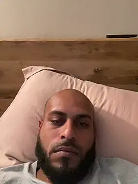 islandvybee55 online show from 03.01.26