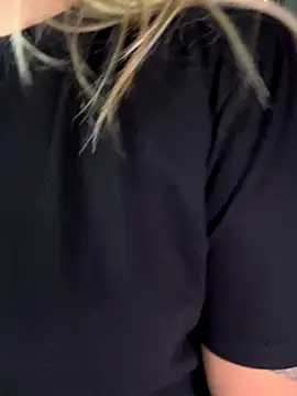 MiaPetit  online show from 09.27.25