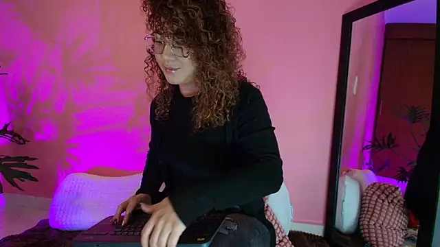 Charlotte11-11 online show from 03.03.25