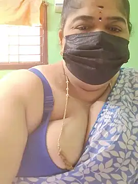 Snapshot of tamilthanushri chatting on 08.04.26 tamilthanushri online show from 08.04.26