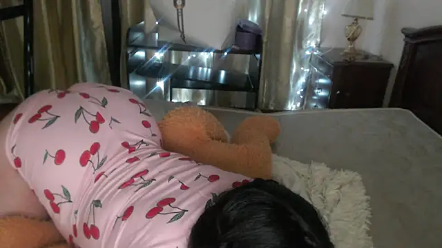 cutie sakura online show from 03.02.25