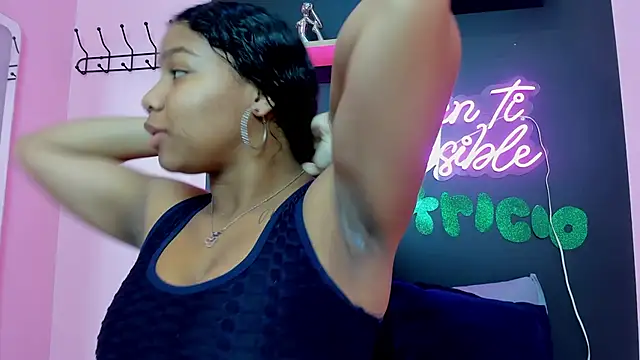 Sofi Fox  online show from 03.15.25