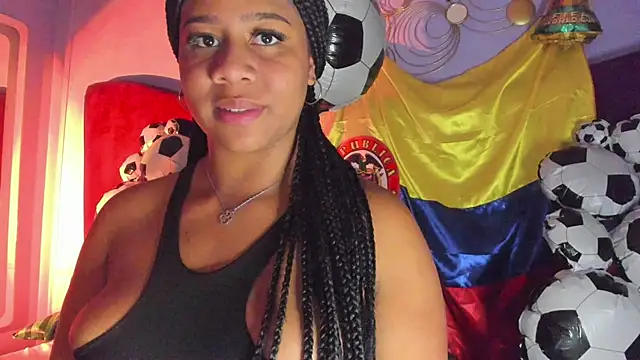 Snapshot of Sofi_Fox_ chatting on 06.18.26 Sofi Fox online show from 06.18.26