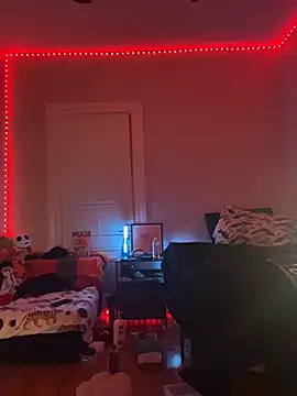 Snapshot of loveluna8 chatting on 11.16.25 loveluna8 online show from 11.16.25