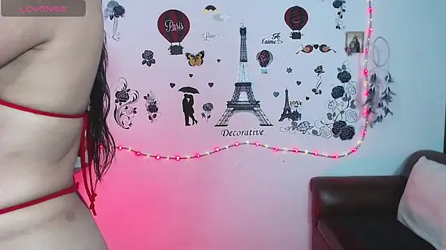 Snapshot of FernandaEloisa chatting on 01.07.25 FernandaEloisa online show from 01.07.25