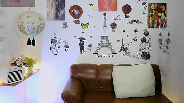 Snapshot of FernandaEloisa chatting on 02.03.25 FernandaEloisa online show from 02.03.25