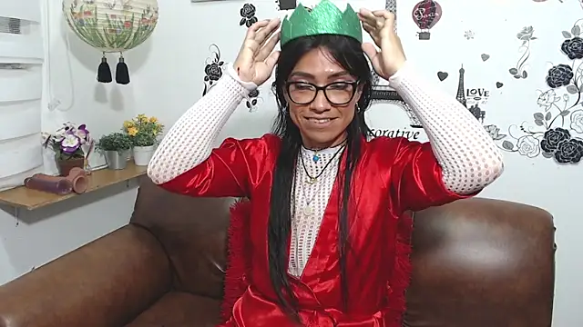 Snapshot of FernandaEloisa chatting on 03.15.25 FernandaEloisa online show from 03.15.25