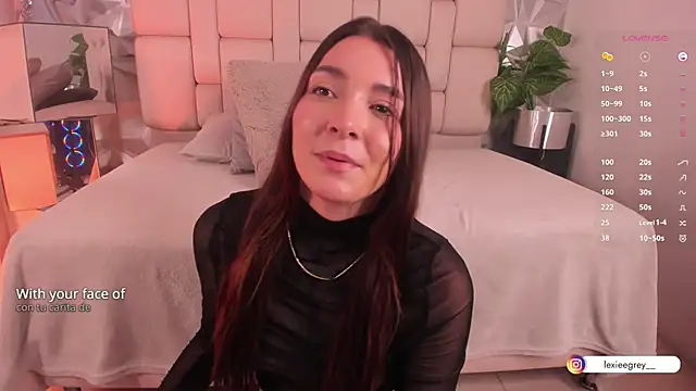 lexiee grey  online show from 01.29.25