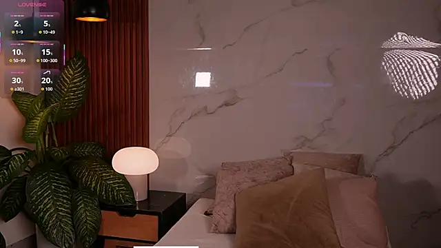lexiee grey  online show from 05.01.26