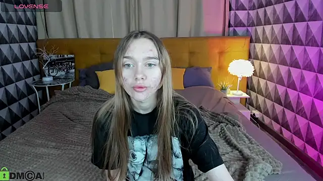 Lesi Moonie01 online show from 09.10.25